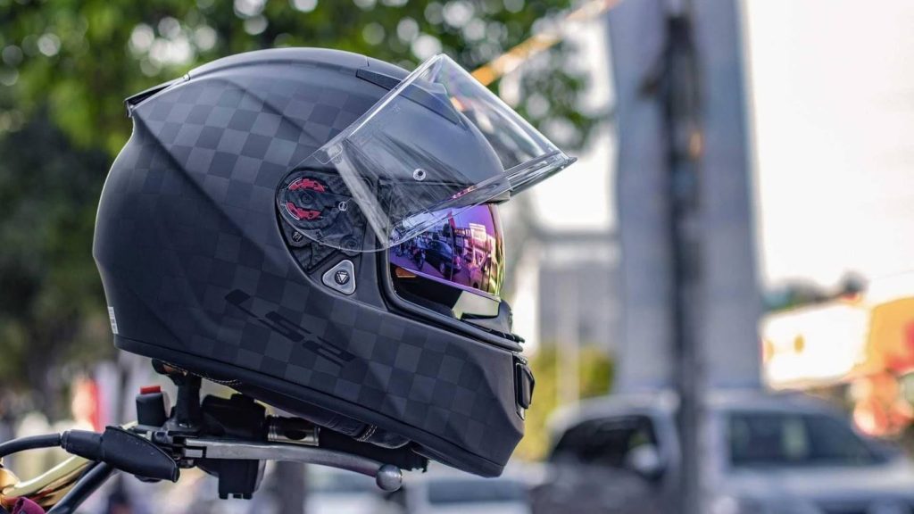Finding the Most of Cheap Motorcycle Helmets Online