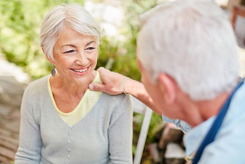 Ensure The Best Live In Care Services For Your Loved Ones